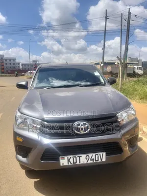 Toyota Hilux 2024 Black