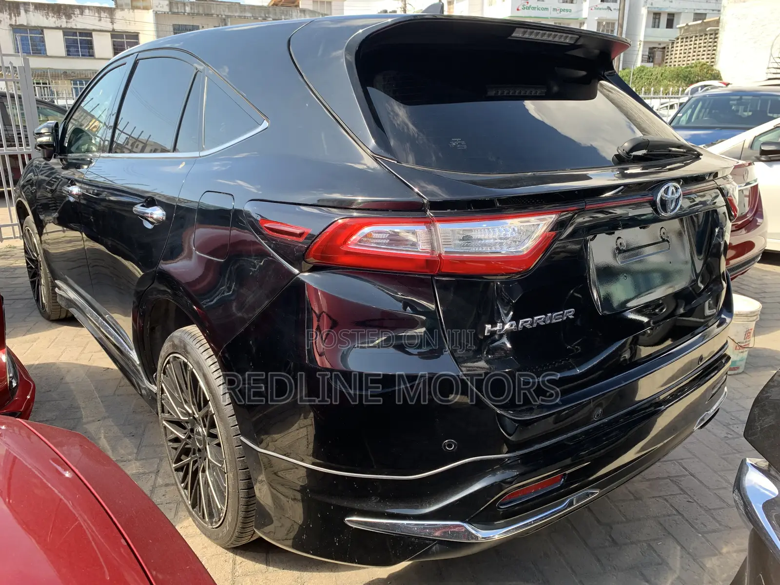 Toyota Harrier 2.0 4WD 2018 Black