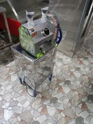 Sugarcane Juice Extractor Machine – High Output