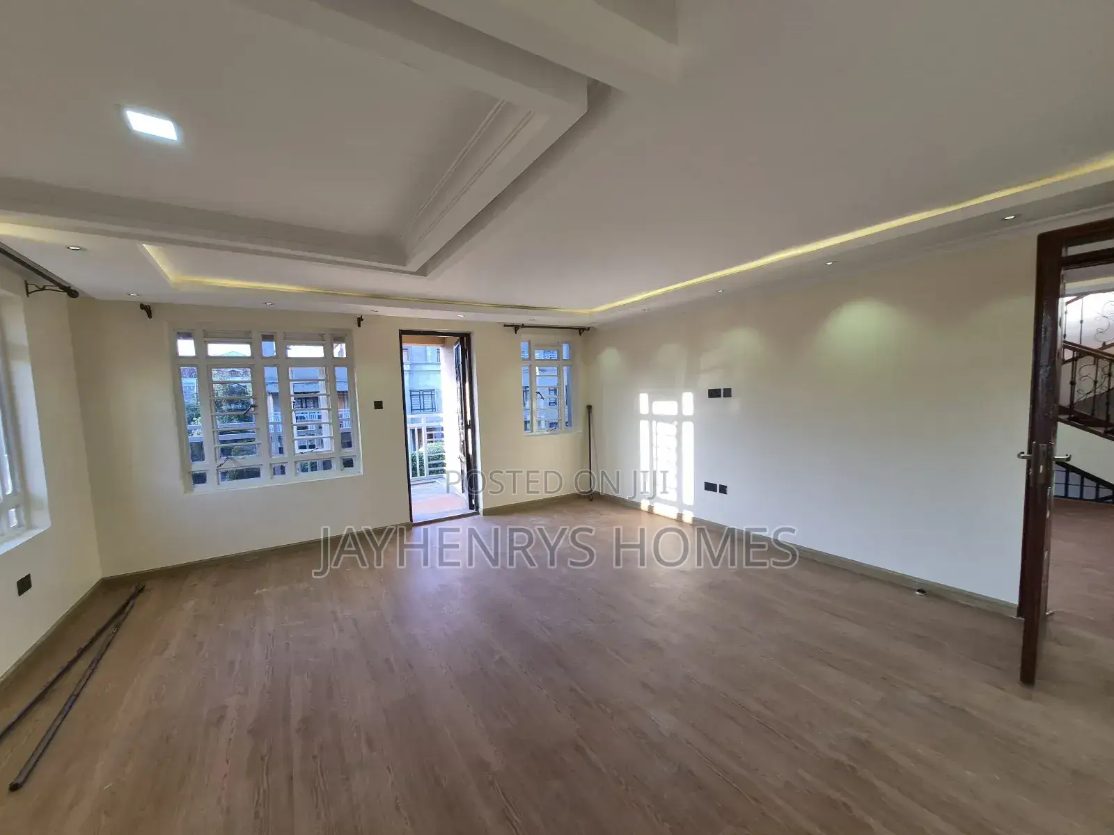 5bdrm House in Roysambu for rent