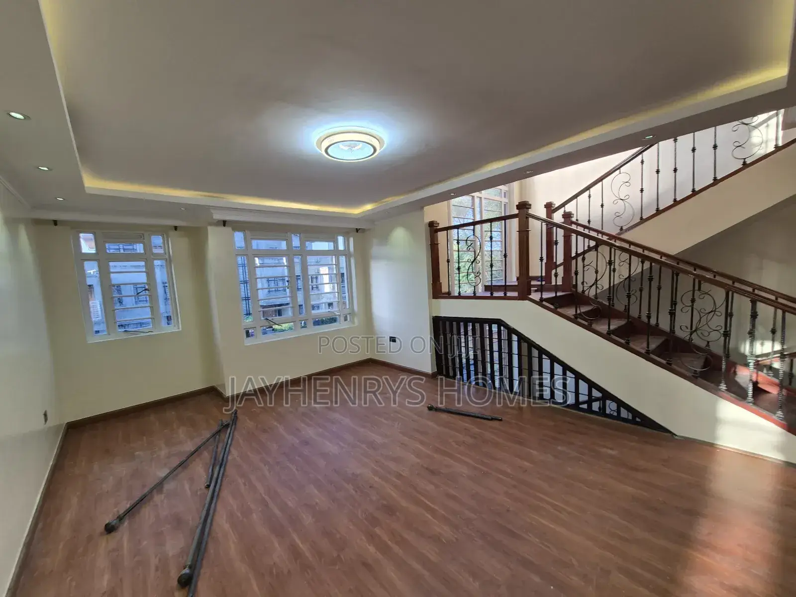 5bdrm House in Roysambu for rent