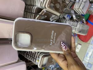 Silkie iPhone 16 Pro Max Liquid Silicone Case With Microfiber Lining - thumbnail 2