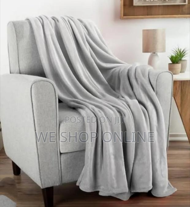 Fleece Blankets *Size* 6*6 - thumbnail 3