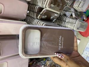 Ornart iPhone 17 Pro Liquid Silicone Case With Microfiber Lining - thumbnail 2