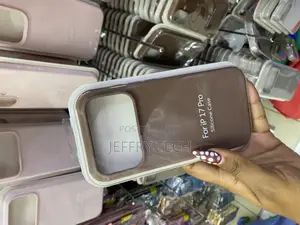 Ornart iPhone 17 Pro Liquid Silicone Case With Microfiber Lining