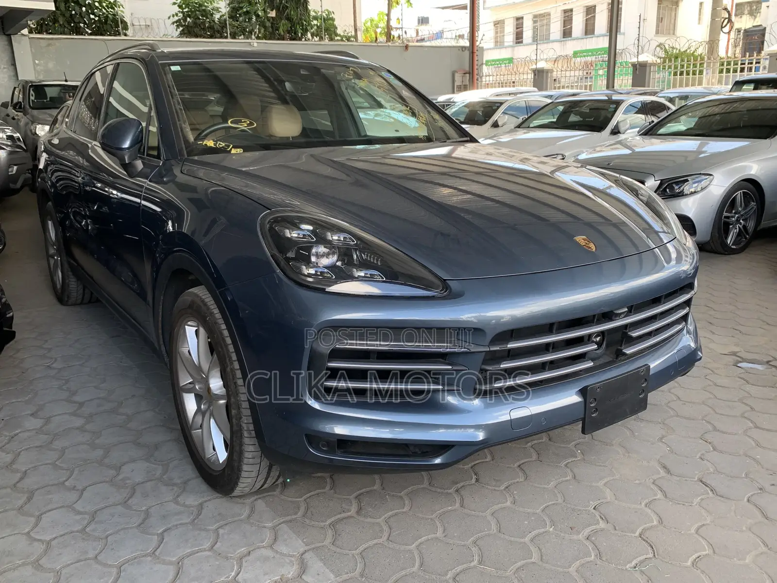 Porsche Cayenne Base AWD 2018 Blue