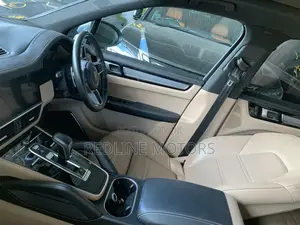 Porsche Cayenne Base AWD 2018 Blue
