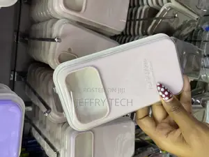 Fasvio iPhone 17 Pro Liquid Silicone Case With Microfiber Lining