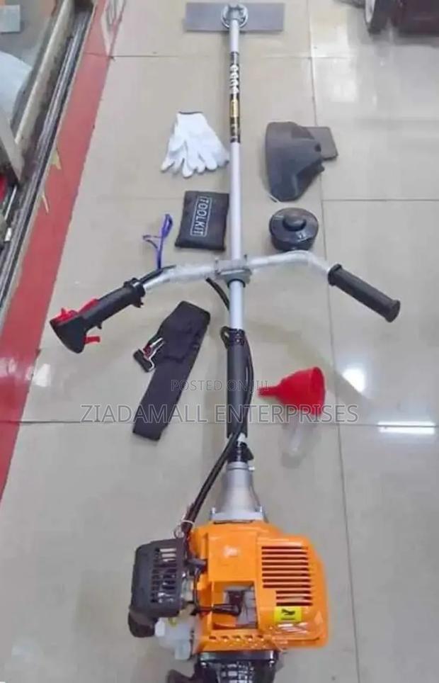 Premier Brush Cutter – 2-Stroke Engine With Bush Chopper Attachment - main view