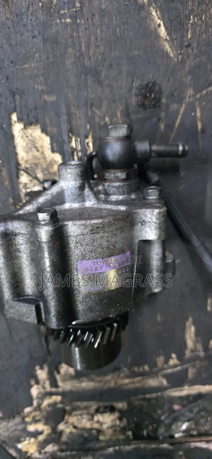 Toyota Hilux Vigo Vacuum Pumps Ex-Japan