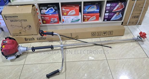 Premier Brush Cutter Side Bar Machine With Bush Chopper : 2 Stroke - main view