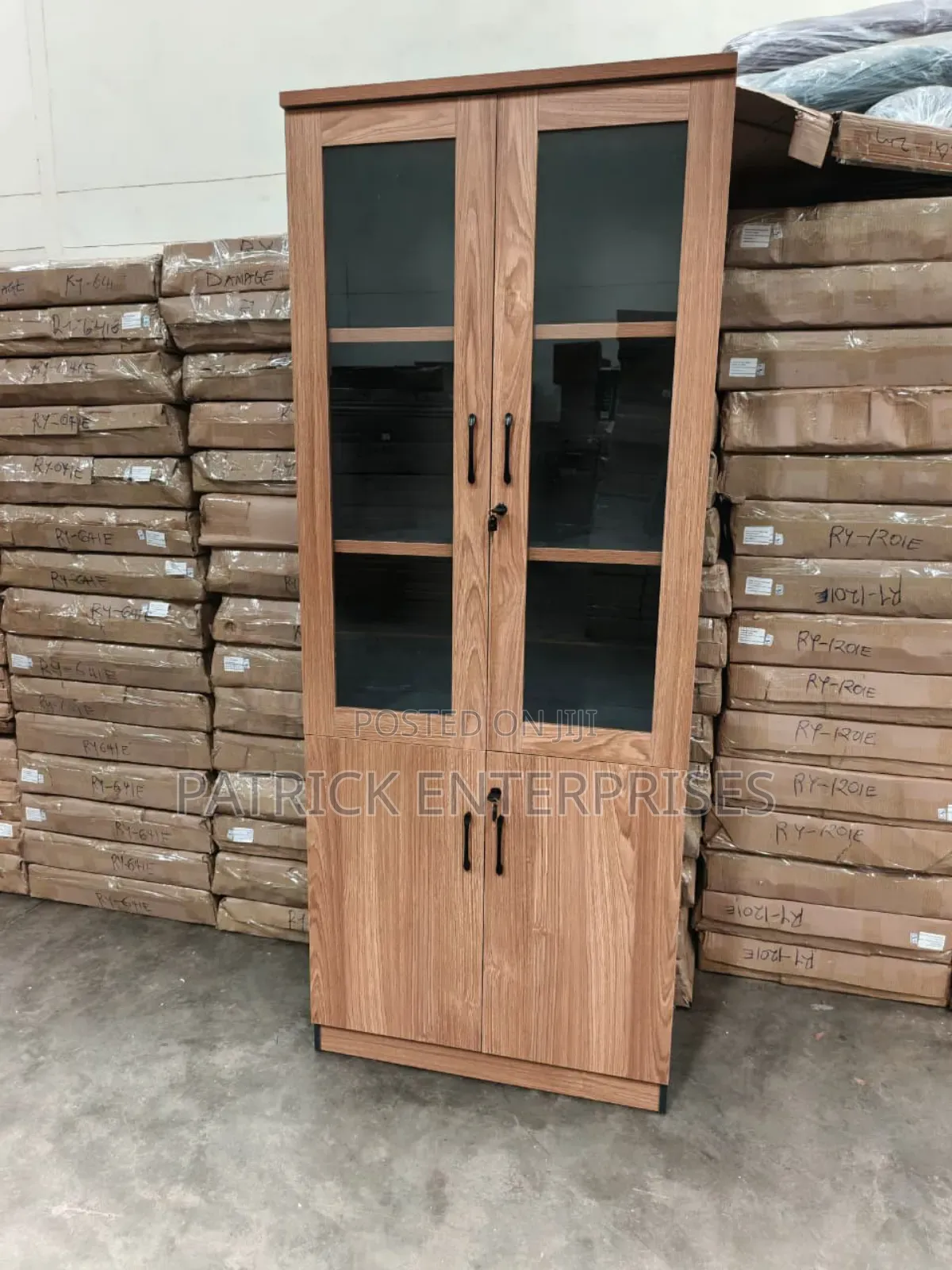 Modern Executive Wooden Bookshelf Two Door