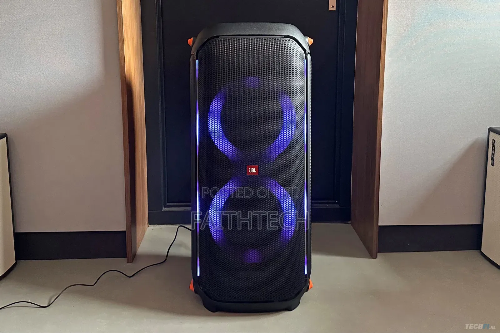 JBL Party Box710