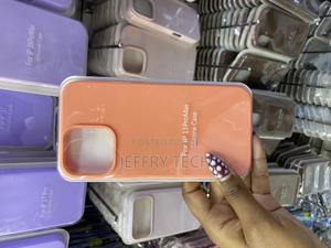 Yatwin Liquid Silicone With Microfiber Cloth iPhone 13 Pro Max Case - thumbnail 2