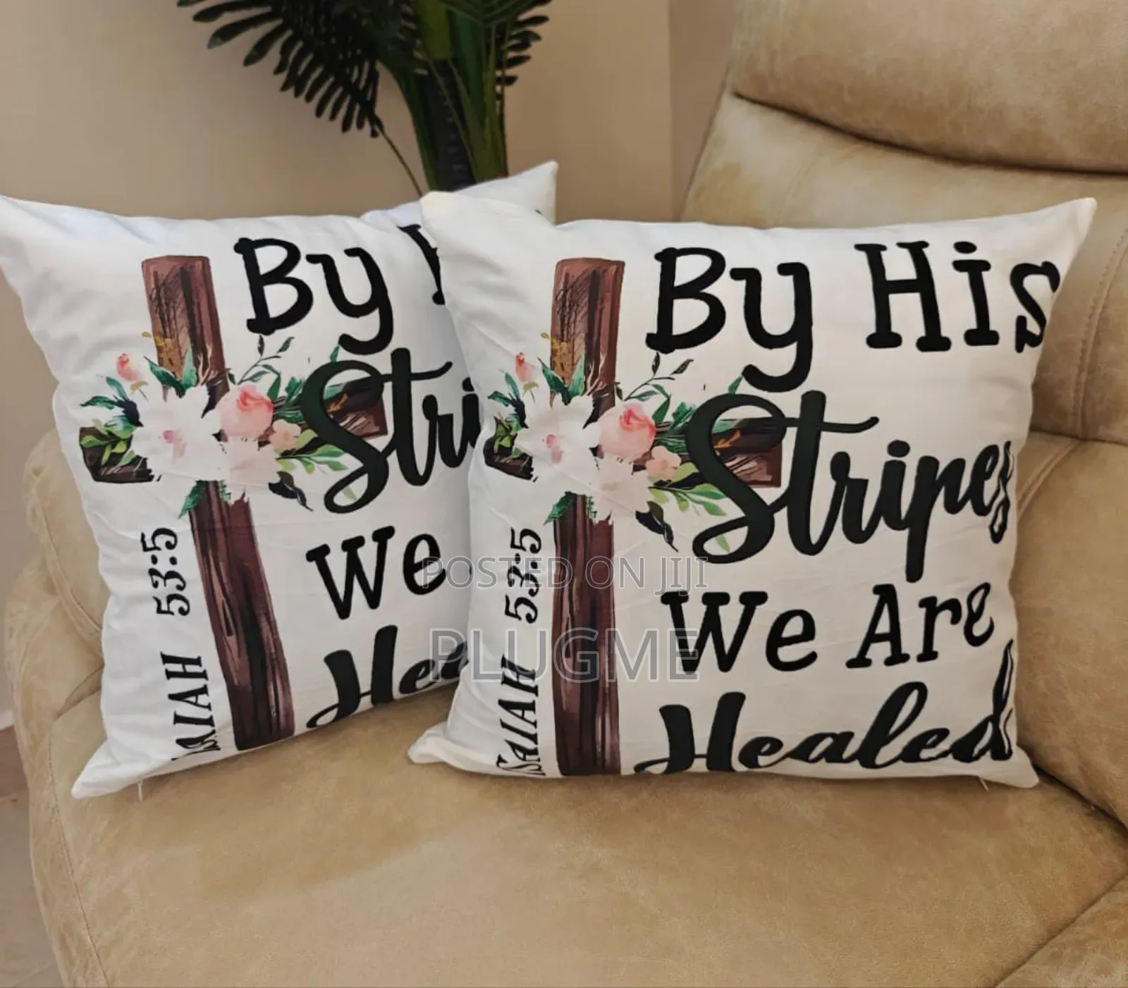 Designer Cushion Throw Pillow