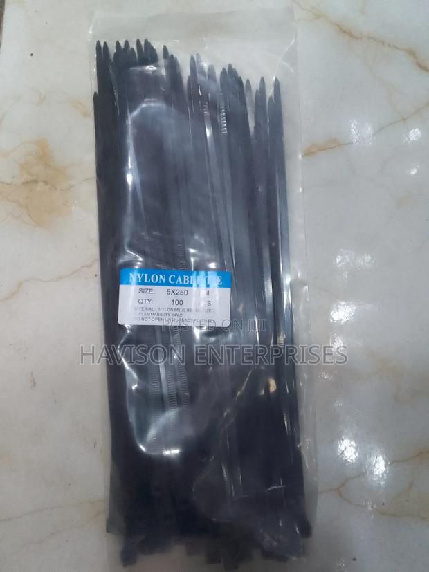 250mm Black Nylon Cable Ties