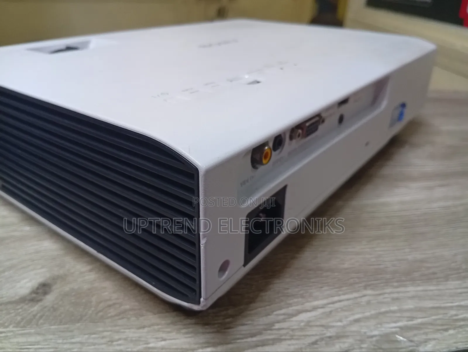 Sony Dx102 – Bright Clear Visual Power