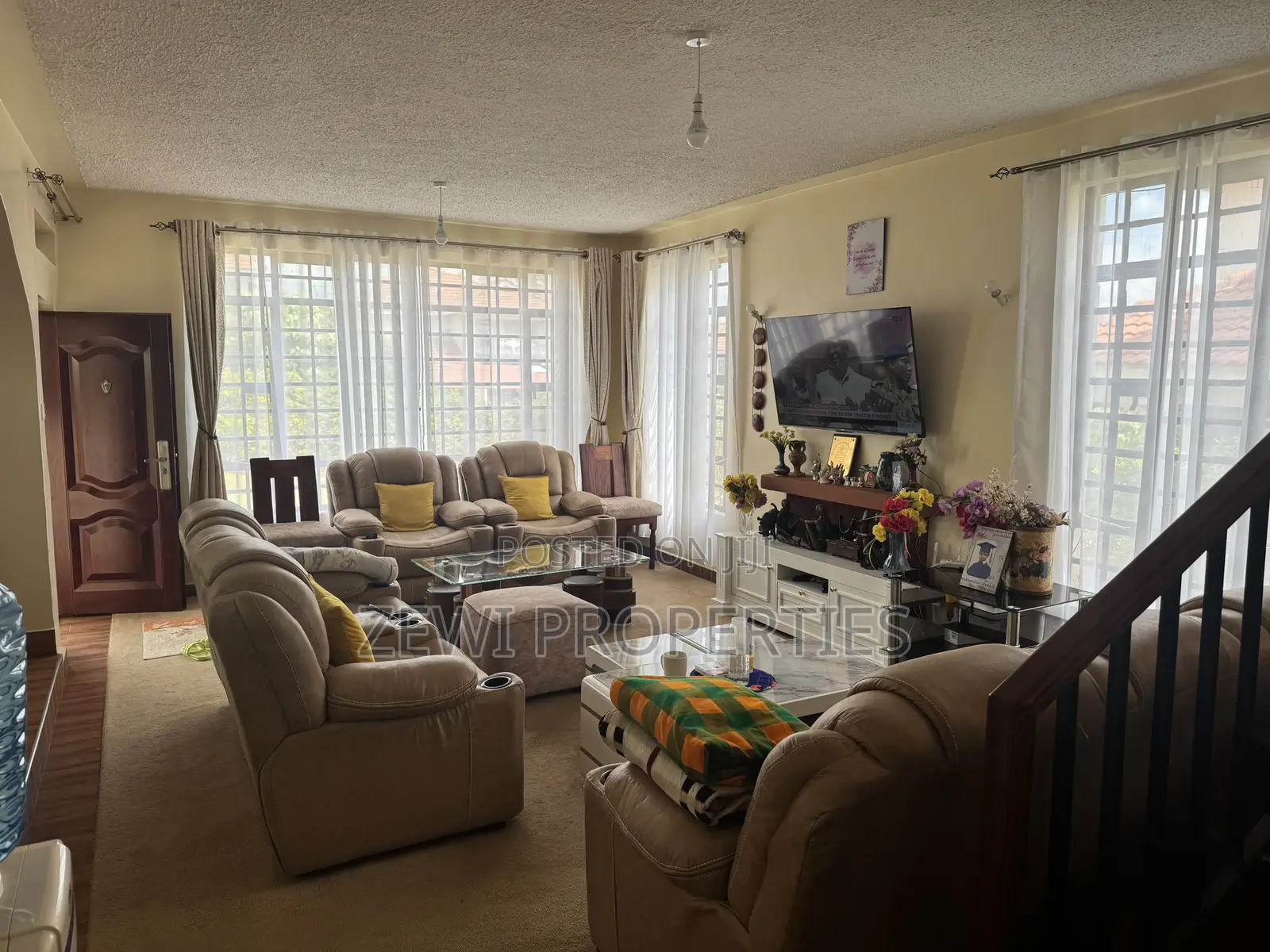 4bdrm Mansion in Ol Keri for sale