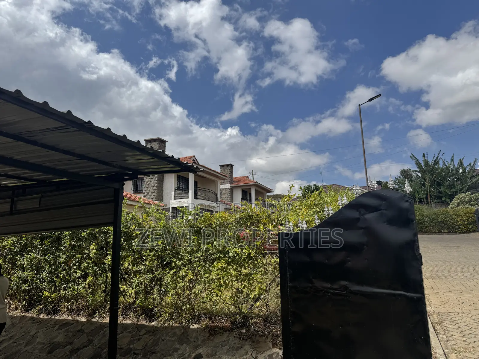 4bdrm Mansion in Ol Keri for sale