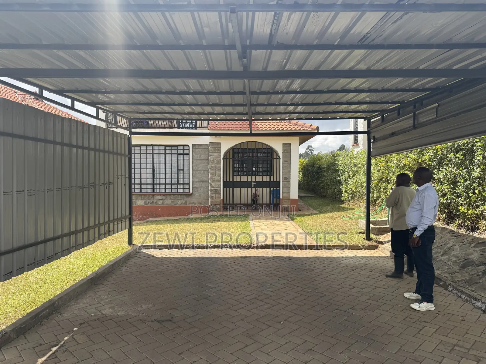 4bdrm Mansion in Ol Keri for sale