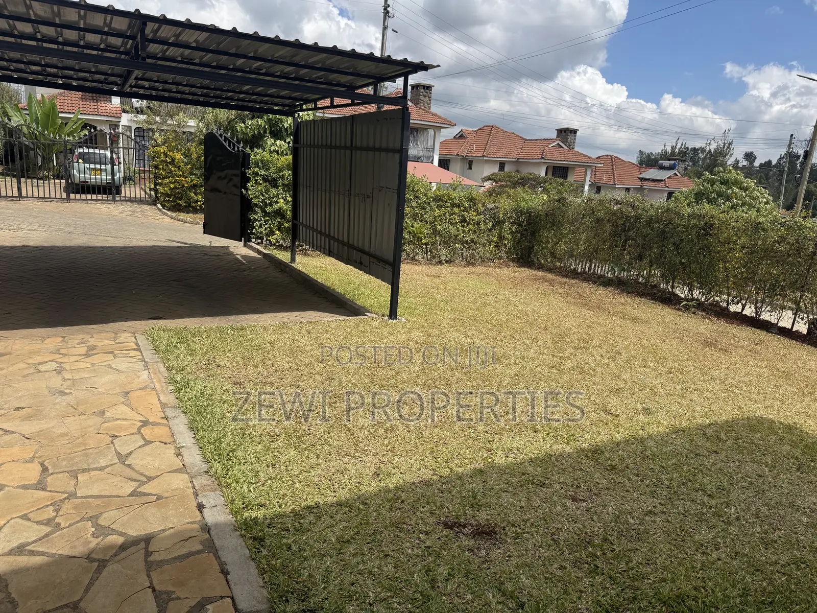 4bdrm Mansion in Ol Keri for sale