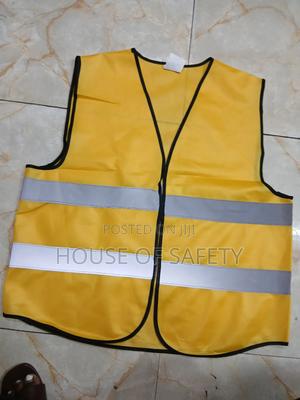 Generically Yellow Reflectors Vest - main view