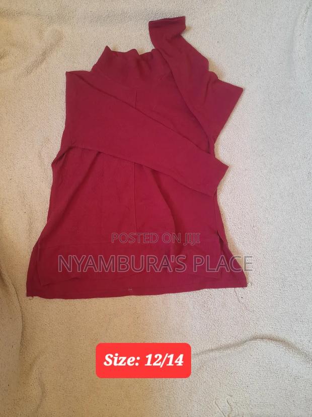 Hoodies and Sweaters - thumbnail 3