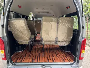 Toyota HiAce 2019 Silver