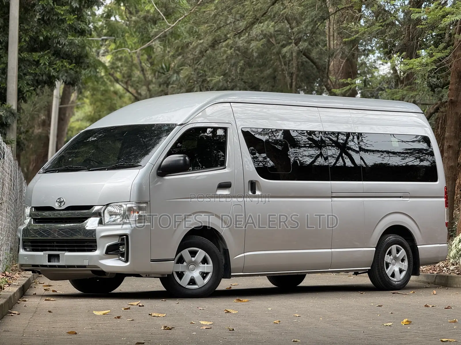 Toyota HiAce 2019 Silver