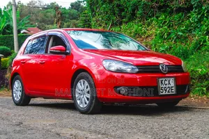Volkswagen Golf 2012 Red