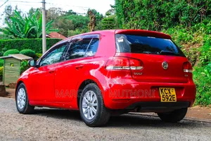 Volkswagen Golf 2012 Red
