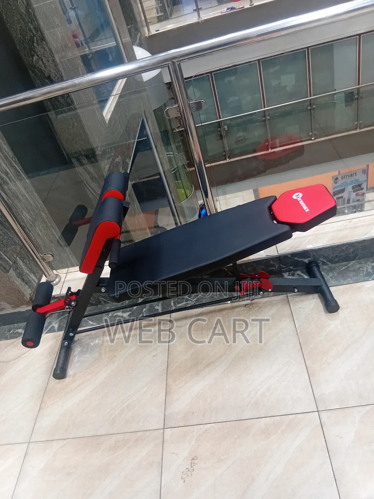 Sit-Up Bench With Adjustable Decline