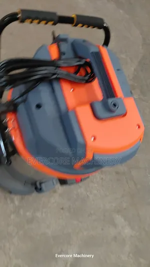 70litres Wet and Dry Commercial Vacuum Cleaner Machine.