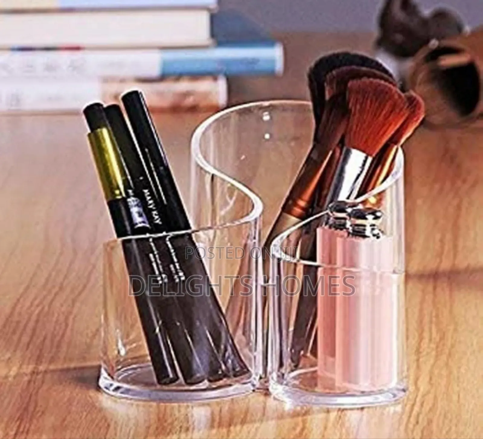 3 Compartment Brush Organizer_pa