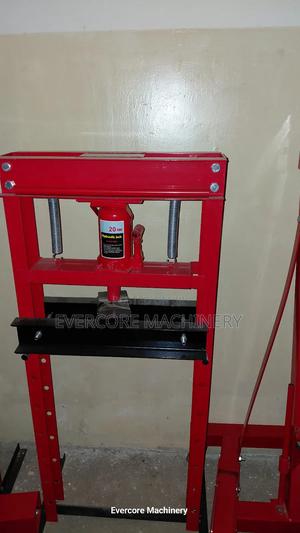 Heavy Duty Manual Hydraulic Bush and Bearing Press 20tonne Capacity - thumbnail 2
