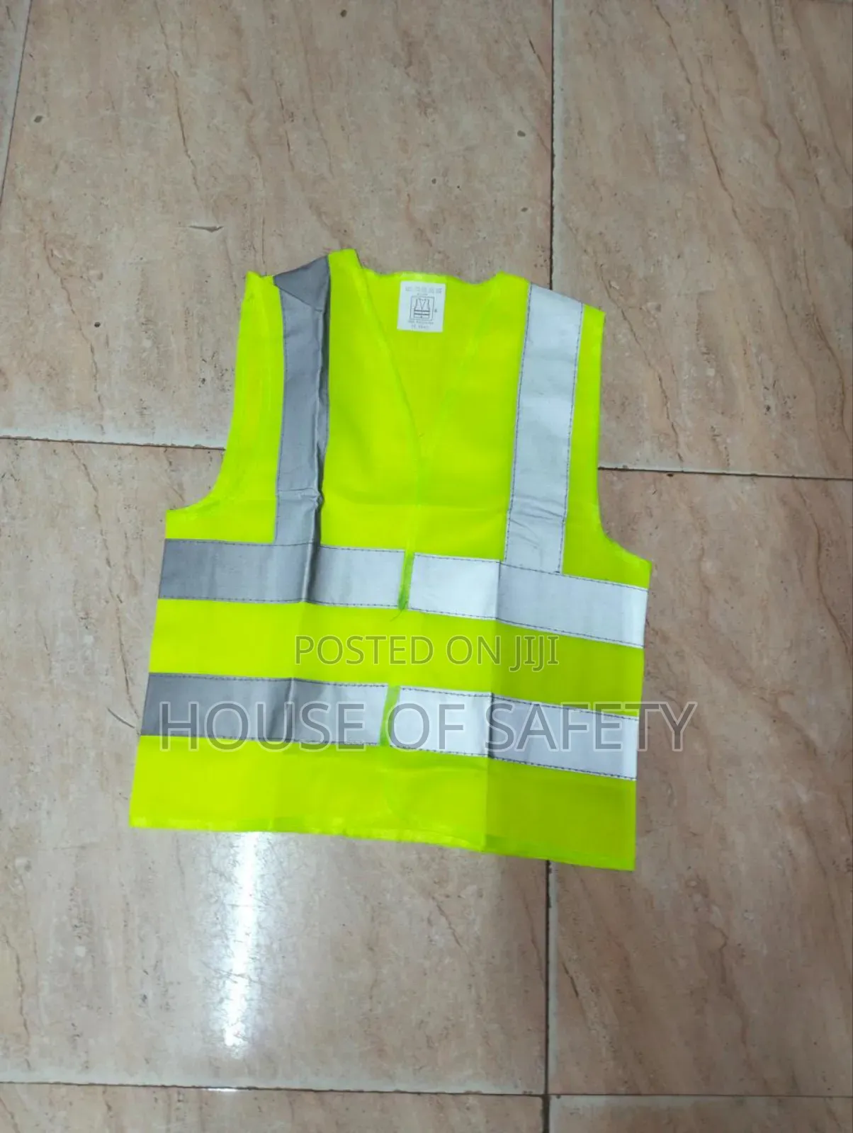 Four Sliver Strips Reflector Jackets In Luminous Green