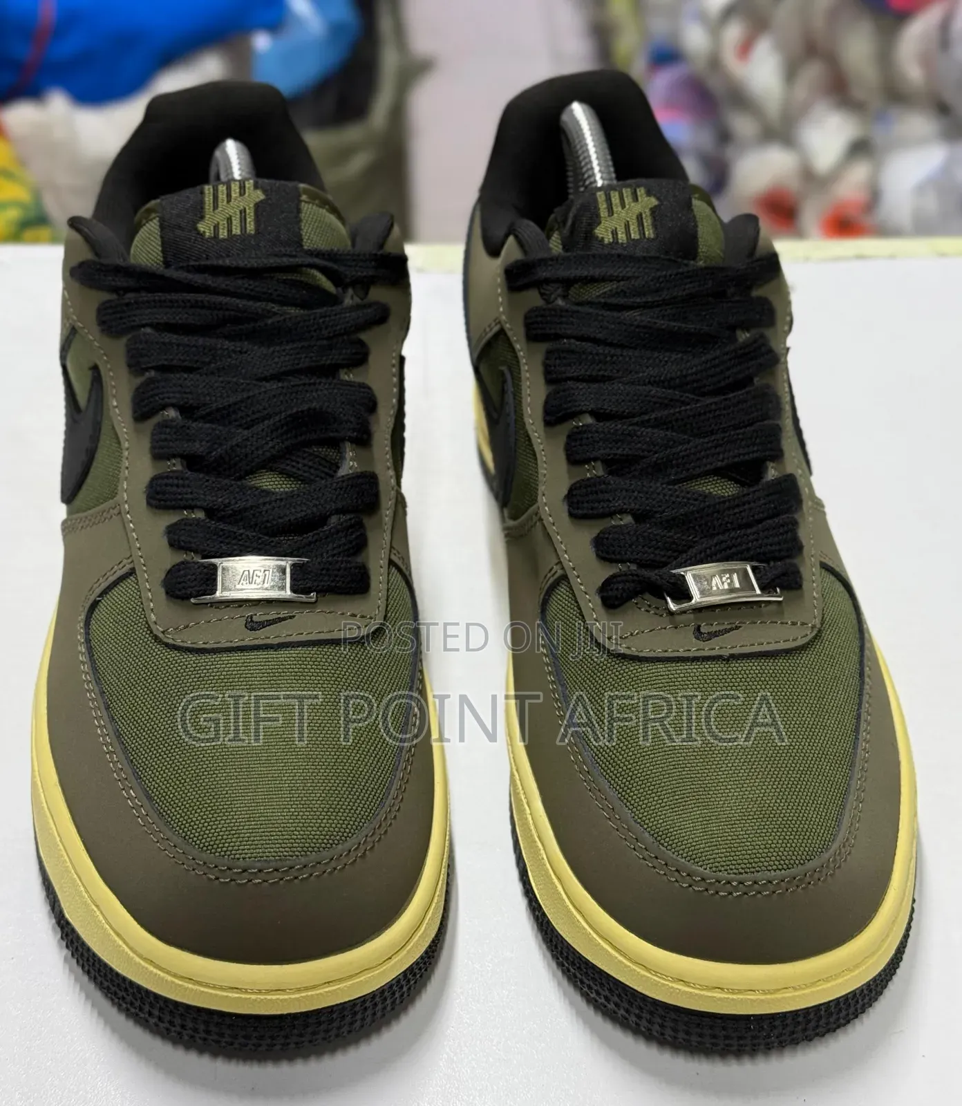 Jungle Green Airforce 1 Unisex Sneakers