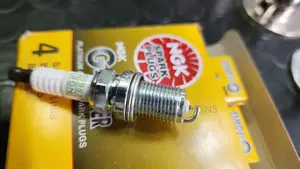 Wagon R, Maruti Suzuki Spark Plugs Bkr6egp(7092)