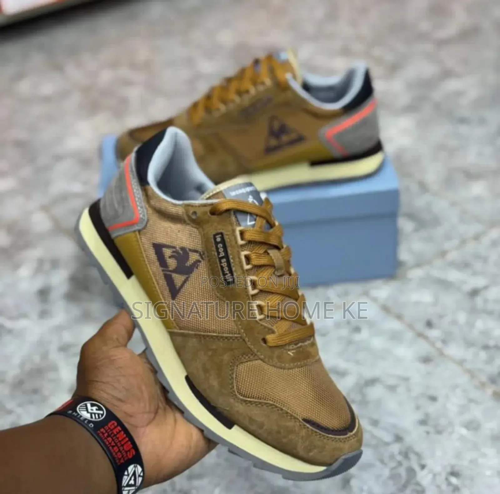 Sportif Shoes