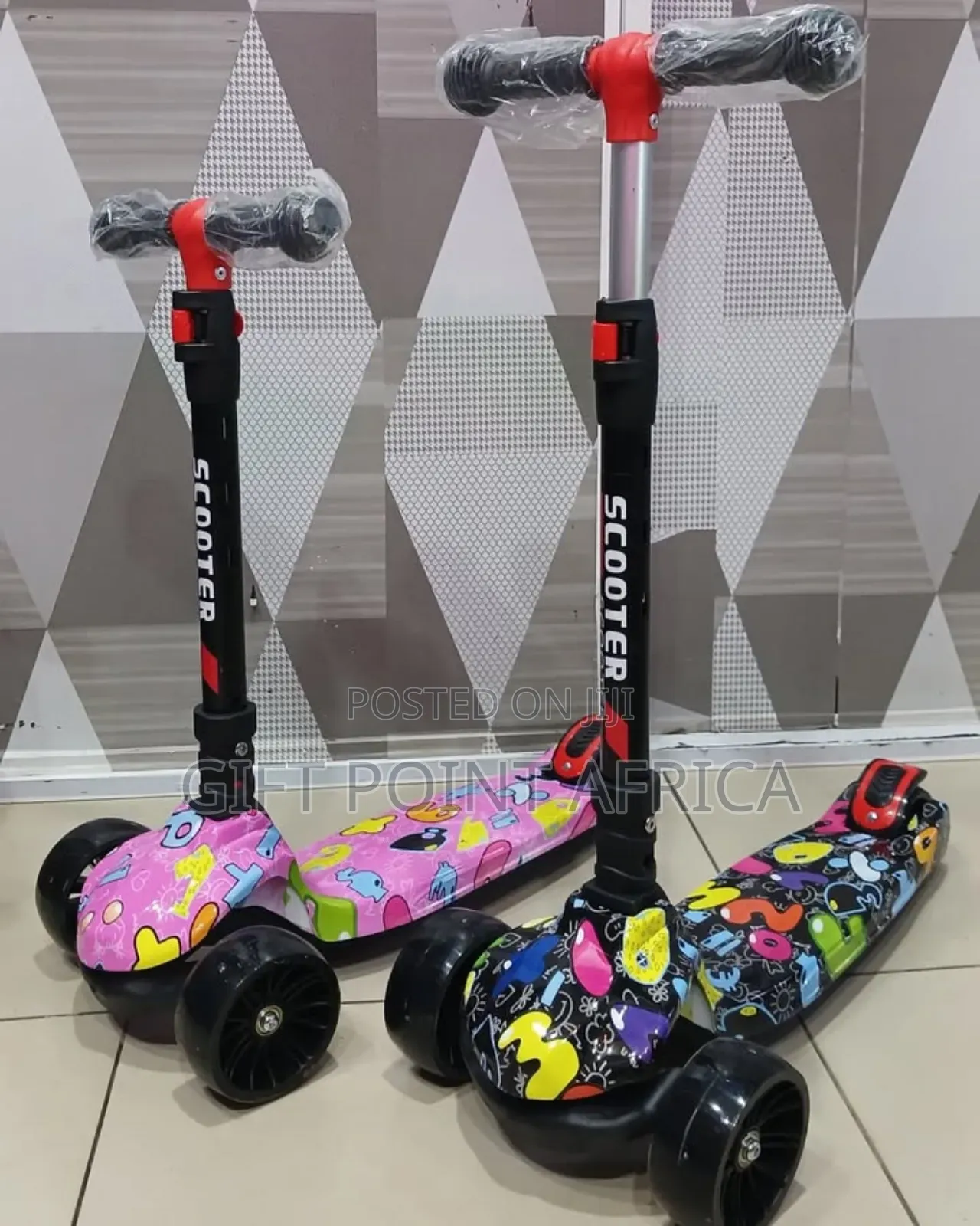 Strong Durable And Adjustable Scooters With Lights And Music For Kids
