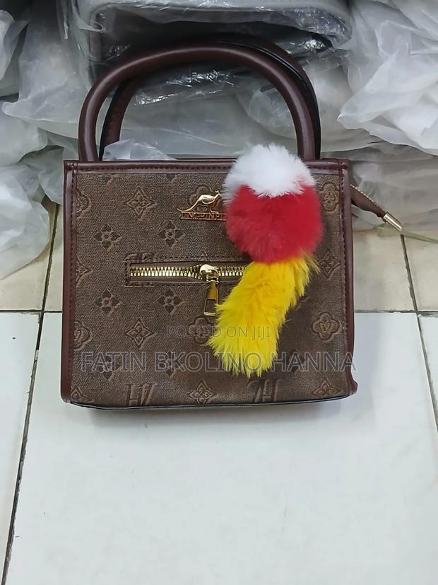 Small Slingbags - thumbnail 2