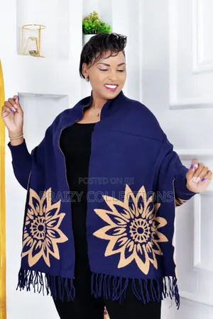Knitted Double Sided Shawls