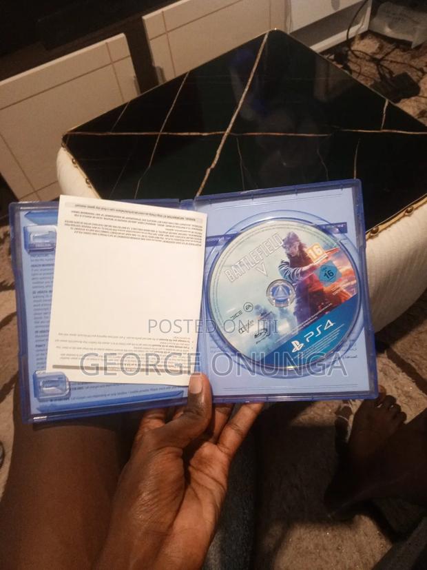 Barely Used Battlefield 5 Ps 4 - thumbnail 5