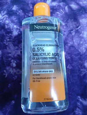 Neutrogena Blackhead Eliminating With Salicyclic Acid Cleansing Toner