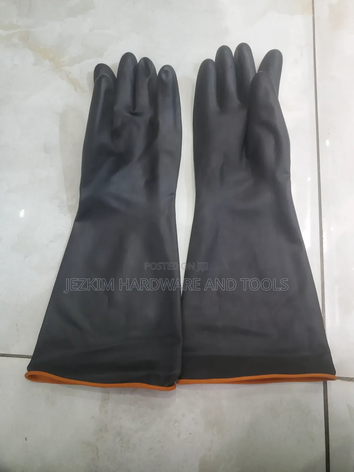 Rubber Gloves 18"