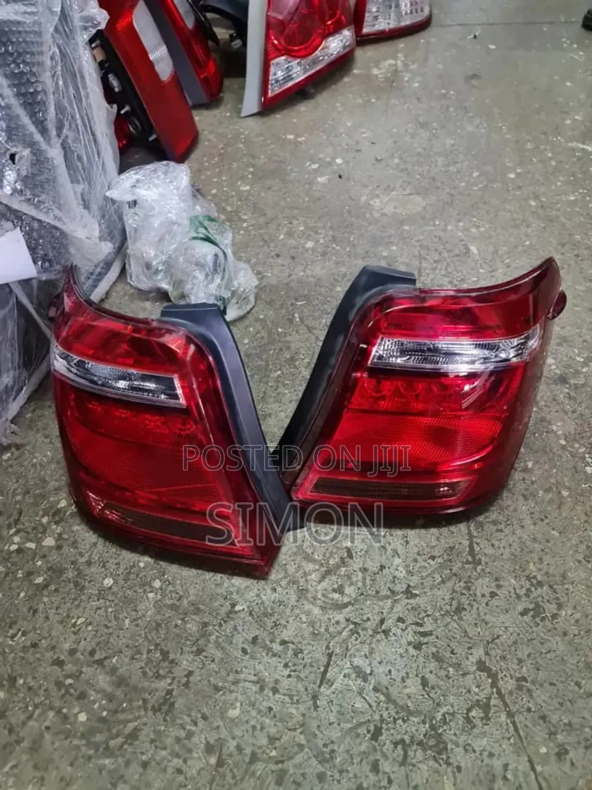 Axio 165 2016 Taillight