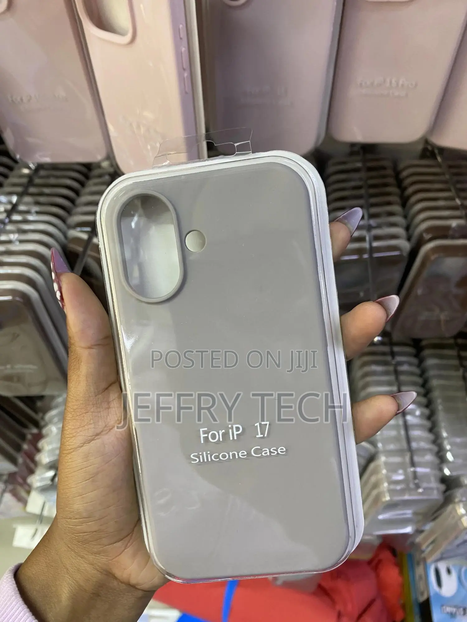 Mikisear iPhone 17 Liquid Silicone Case With Microfiber Lining