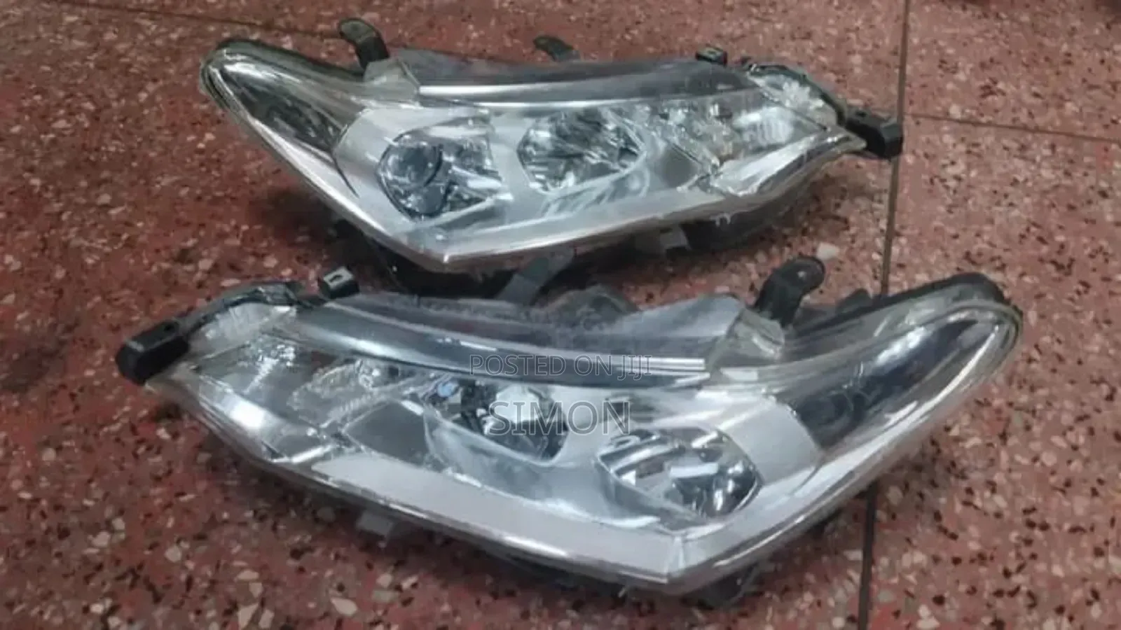Axio 2016 Headlights Non