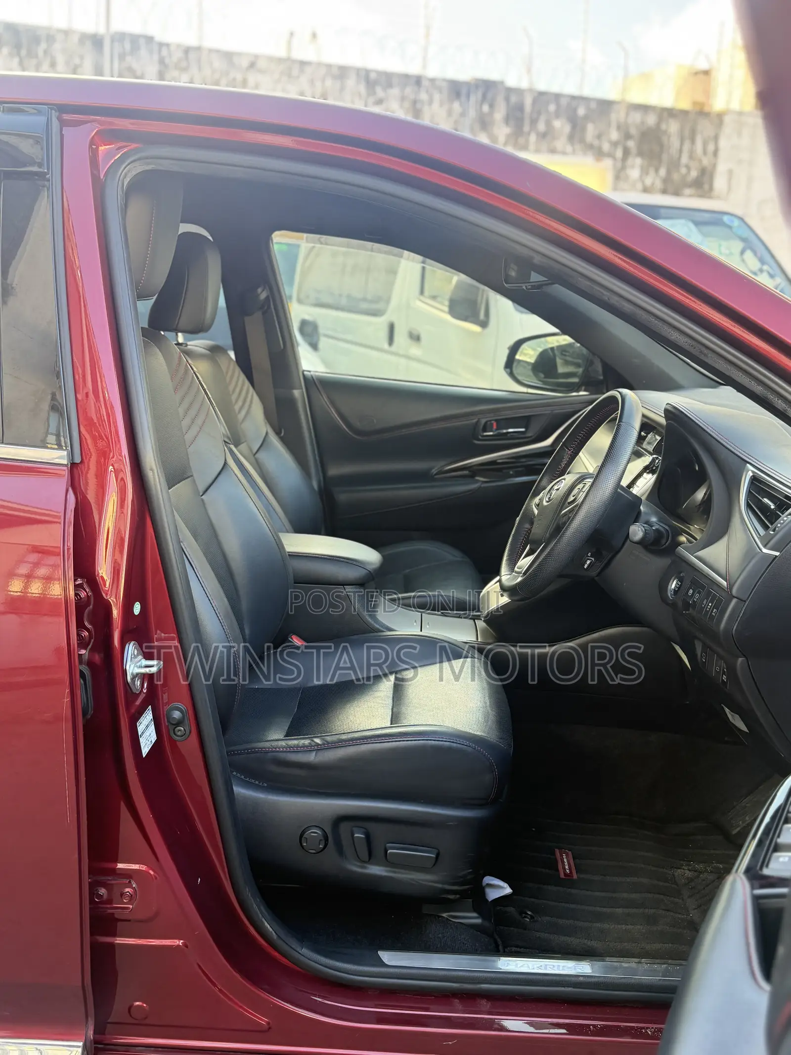 Toyota Harrier 2018 Red