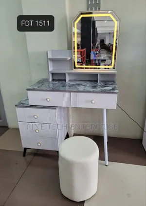 Modern Executive Big Dressing Table With Sliding Mirror